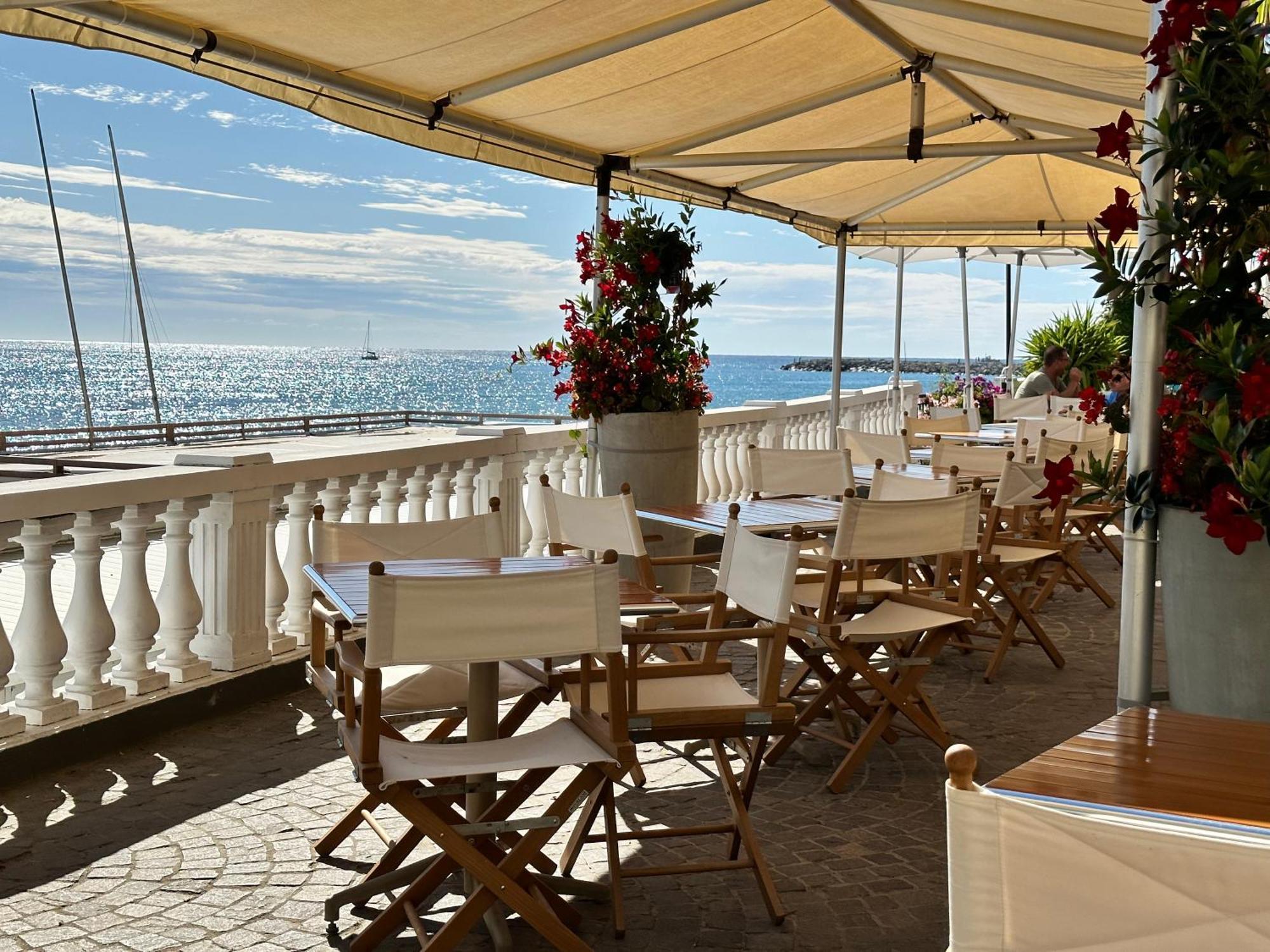 Hotel Golfo E Palme Diano Marina Exterior photo